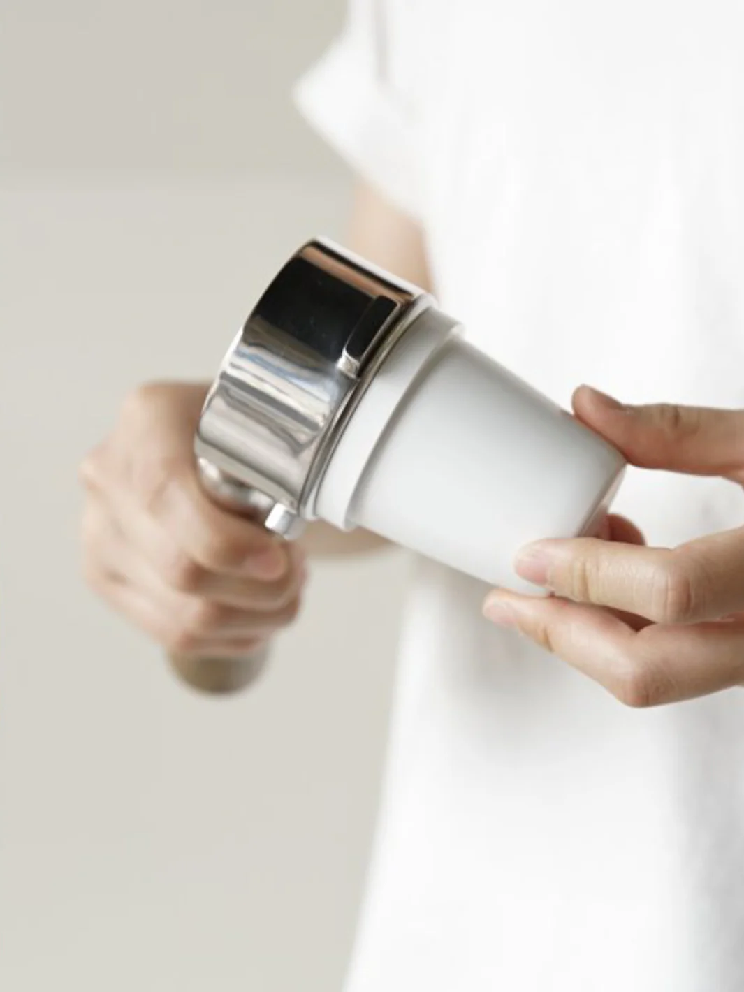 ACAIA 58mm Portafilter Dosing Cup & Storage Lid (Small) (White) (Lightly Used) - Image 5
