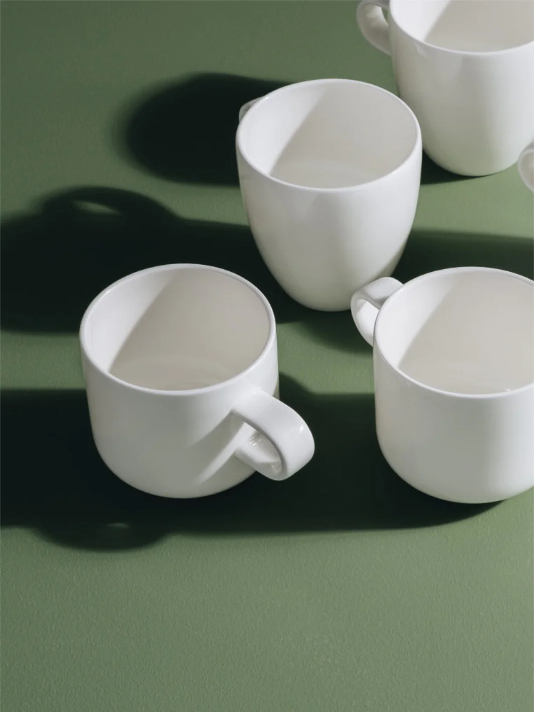 ACME Bobby Medium Mug (300ml/10.14oz) - Image 20