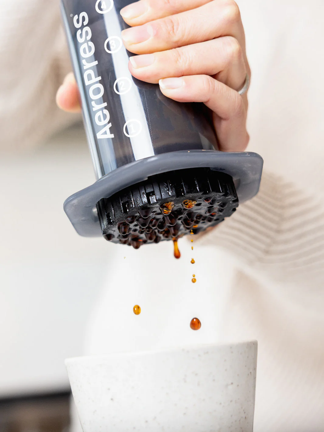 AeroPress Original Coffee Maker - Image 7