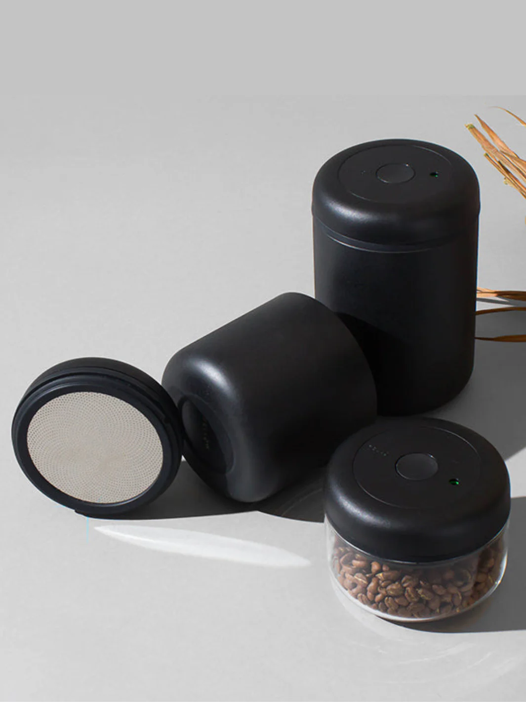 FELLOW Atmos Vacuum Canister - Image 9