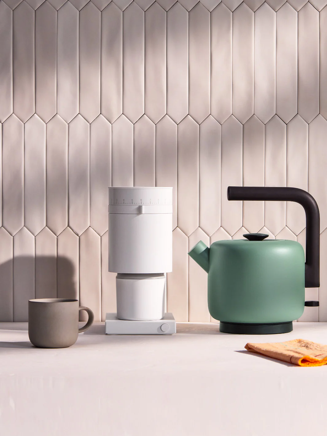 FELLOW Clyde Electric Kettle (120V) (1500ml/50oz) (Smoke Green) (Damaged Box) - Image 6