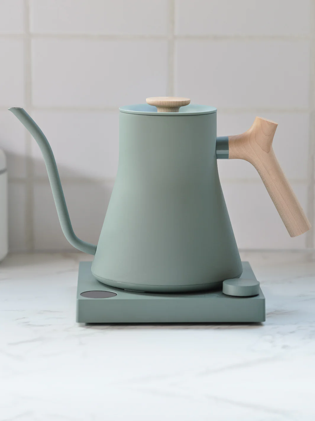 FELLOW Stagg EKG Pro Electric Pour-Over Kettle (120V) - Image 63