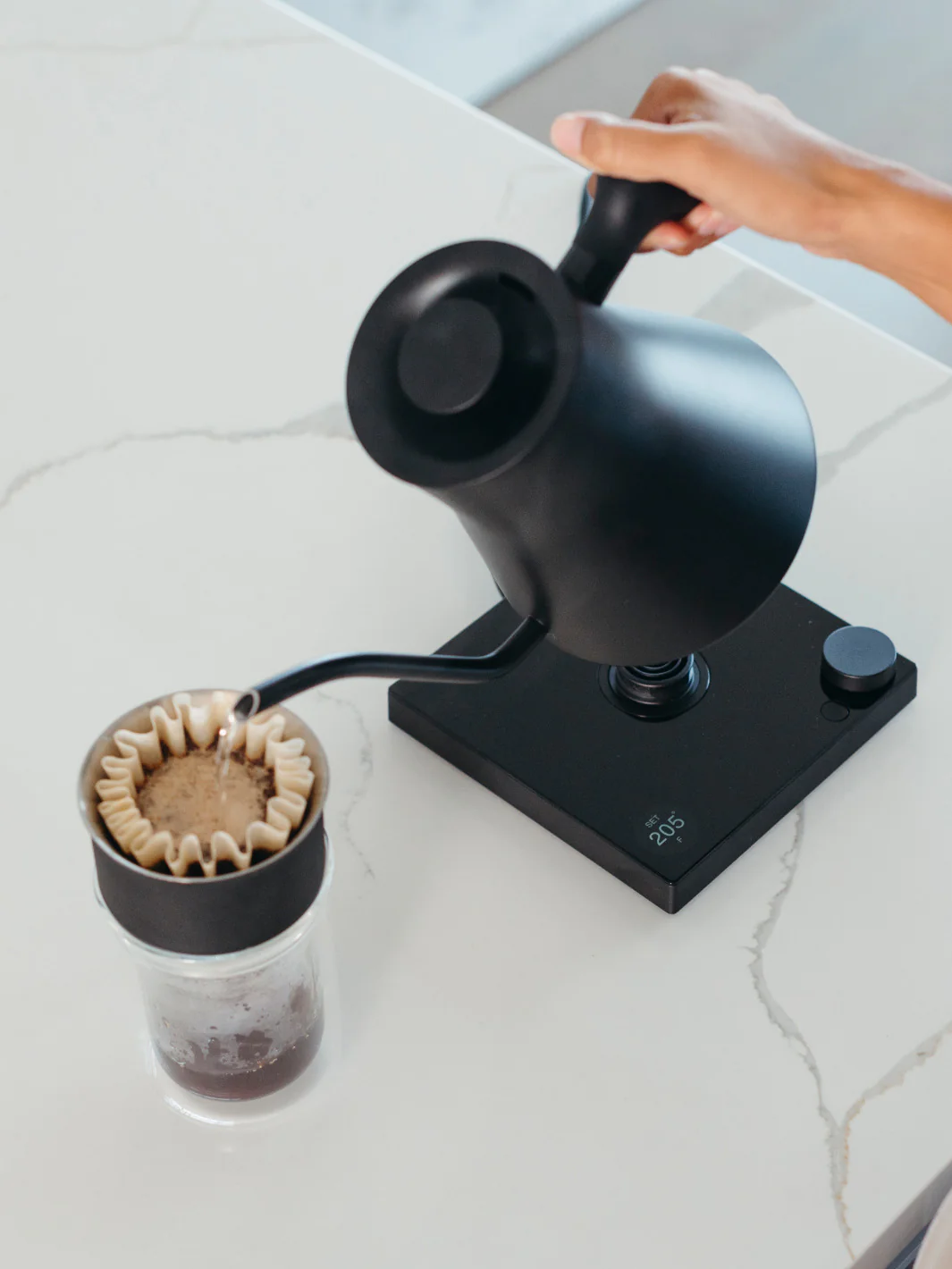 FELLOW Stagg EKG Pro Electric Pour-Over Kettle (120V) - Image 9