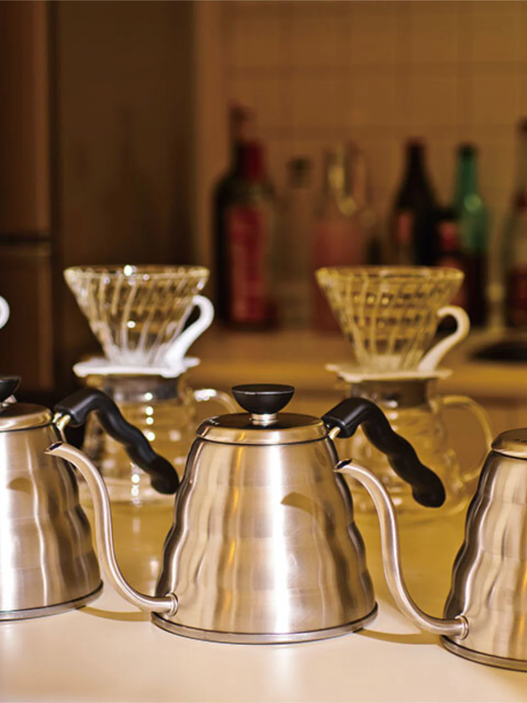 HARIO Buono Drip Kettle (1200ml/41oz) - Image 2