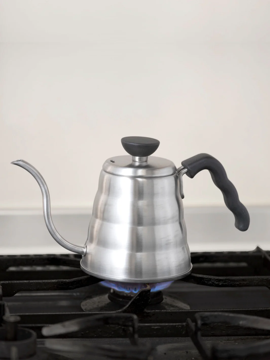 HARIO Buono Drip Kettle (700ml/24oz) - Image 6