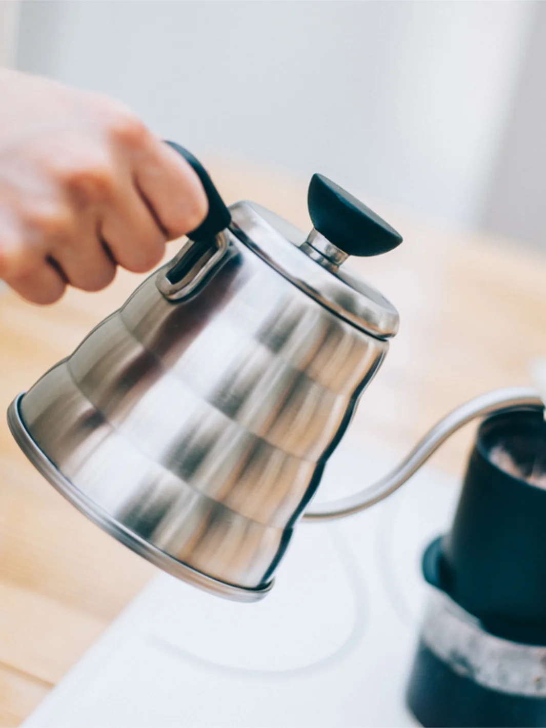 HARIO Buono Drip Kettle (700ml/24oz) - Image 8