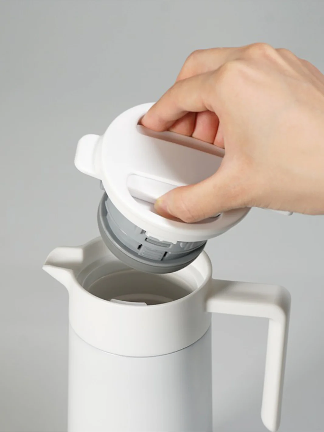 HARIO Double-Walled Thermal Pot (w/ Ceramic Coating) (600ml/20oz) - Image 14