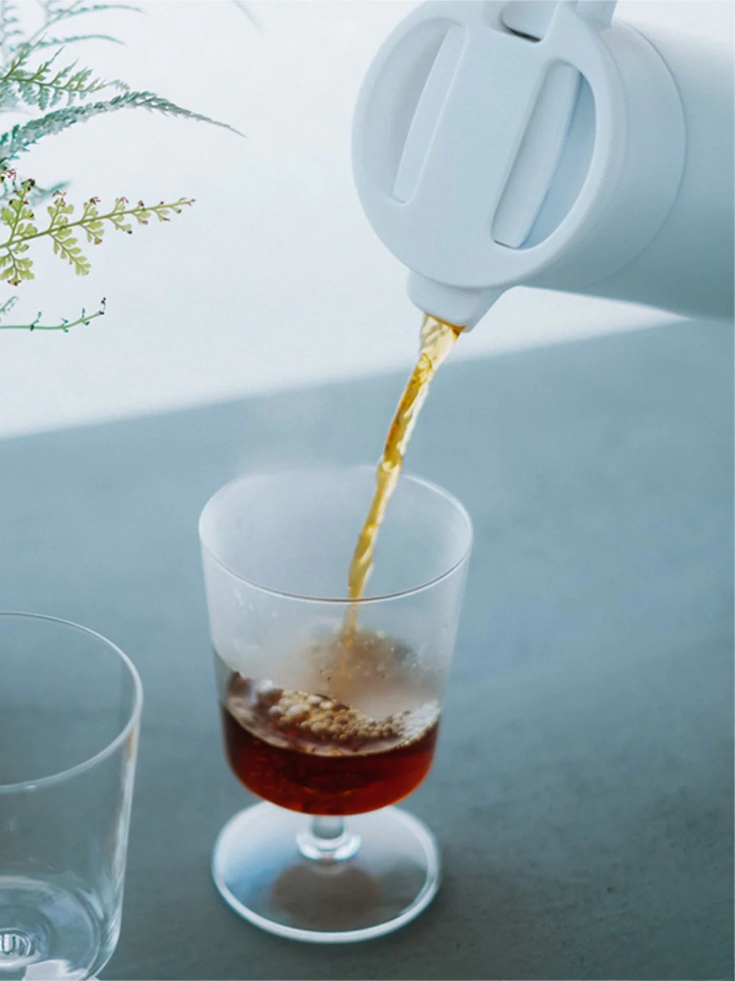 HARIO Double-Walled Thermal Pot (w/ Ceramic Coating) (600ml/20oz) - Image 16