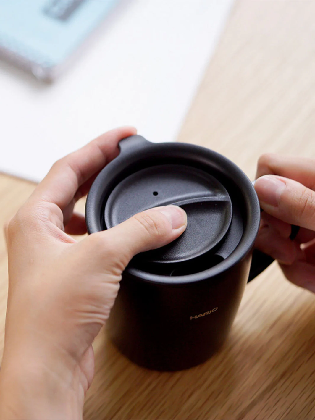 HARIO Insulated Mug (300ml/10.1oz) - Image 3