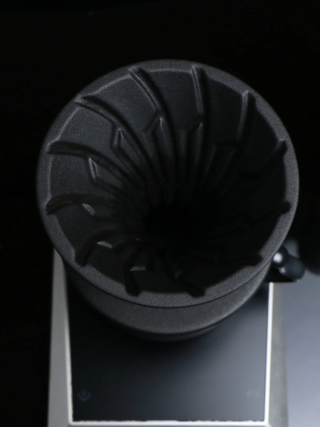 HARIO V60-01 Alpha Series Dripper (Ceramic) - Image 3