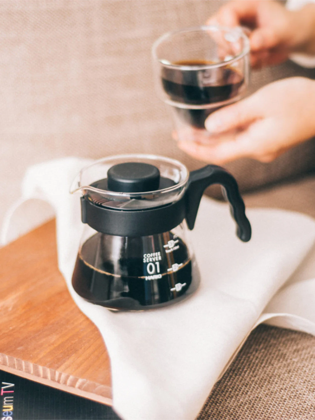HARIO V60-01 Coffee Server (450ml/15oz) - Image 4