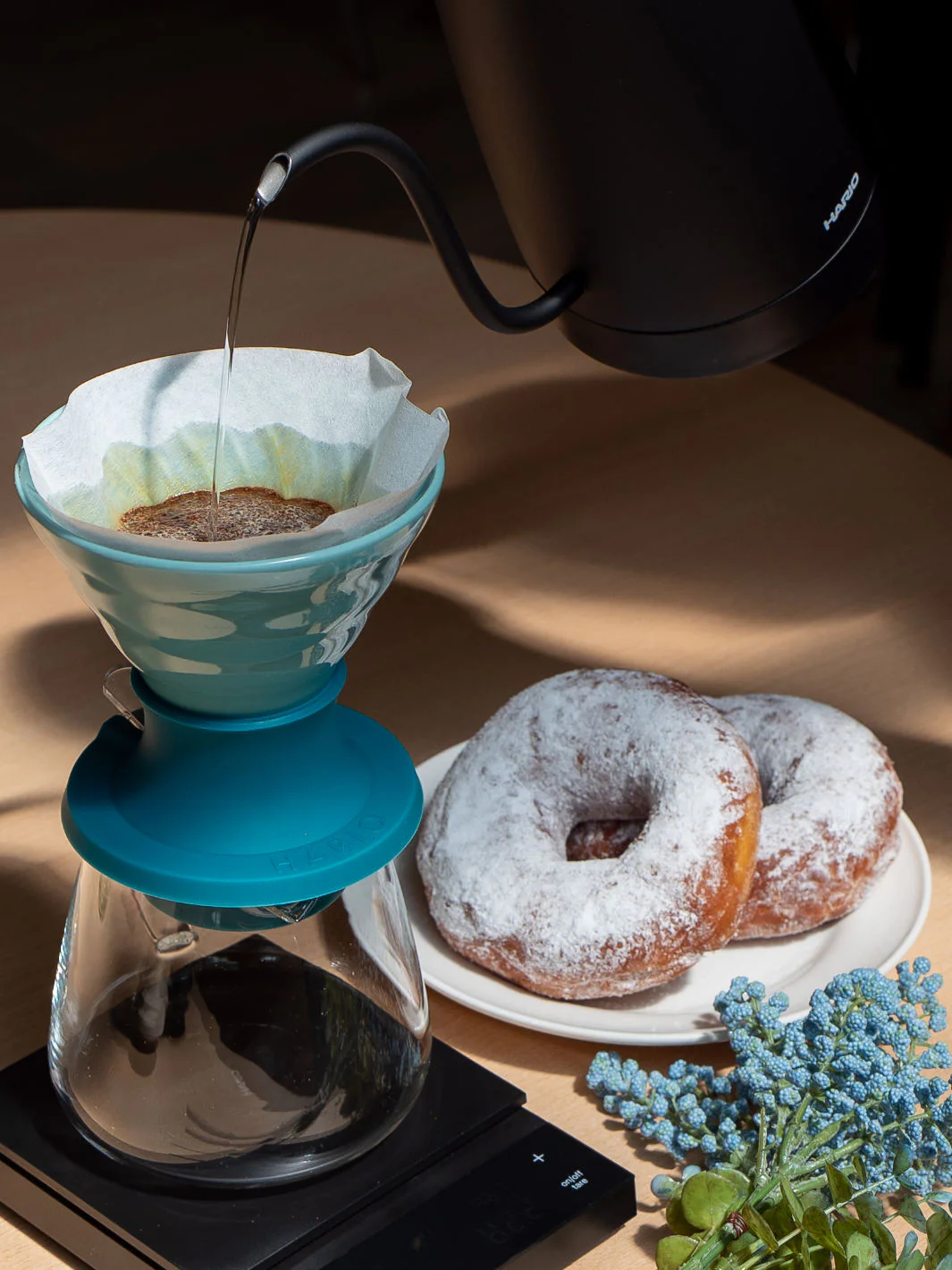 HARIO V60-02 SWITCH Immersion Dripper (200ml/6.76oz) (Ceramic) - Image 11