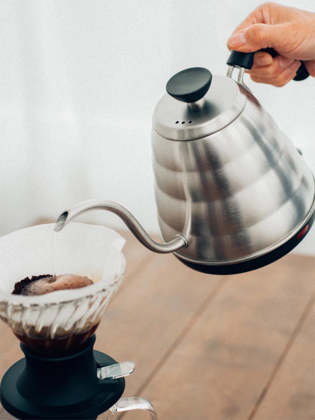 HARIO V60 Buono Electric Kettle (120V) - Image 5