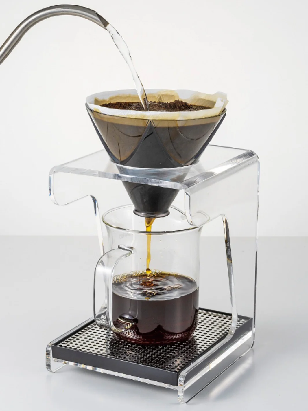 HARIO V60 MUGEN Dripper (Plastic) - Image 5