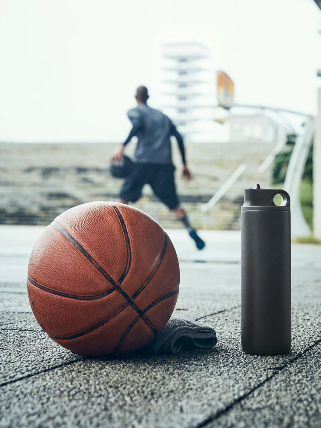 KINTO ACTIVE TUMBLER (800ml/27oz) - Image 4