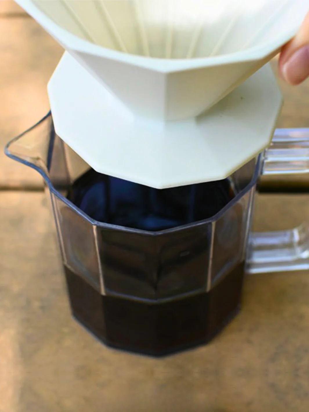 KINTO ALFRESCO Brewer Jug Set (4-Cup) - Image 4