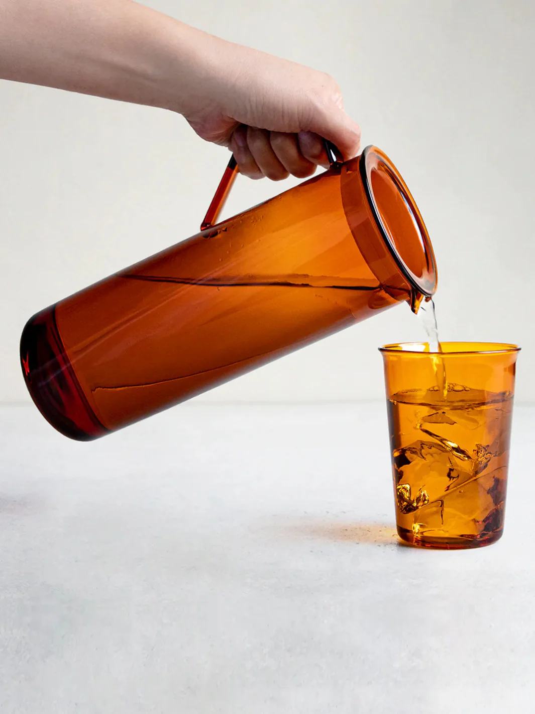 KINTO CAST AMBER Jug (1200ml/40.8oz) - Image 2