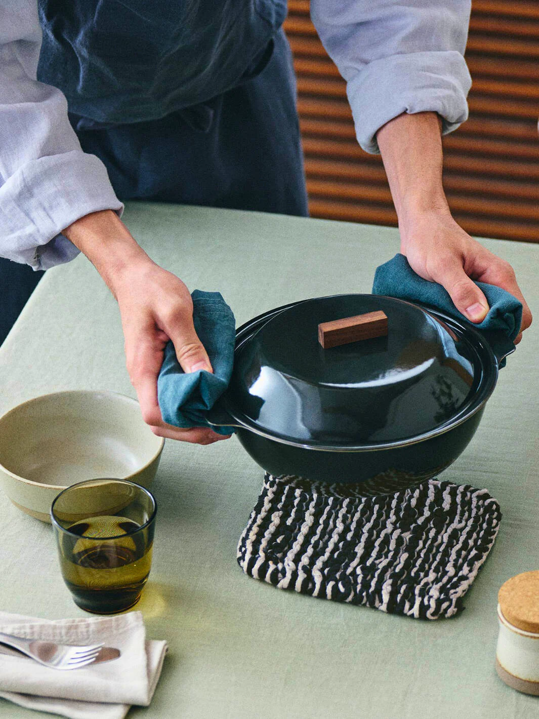 KINTO KAKOMI IH Enamel Pot (1000ml/34oz) - Image 4