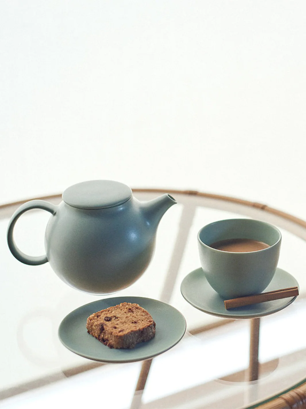 KINTO PEBBLE Teapot (500ml/17oz) - Image 7