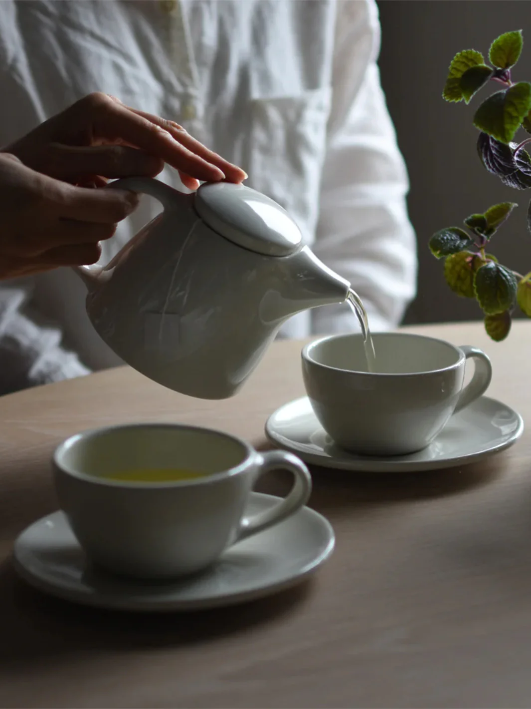 KINTO TOPO Cup & Saucer (300ml/10.1oz) - Image 2