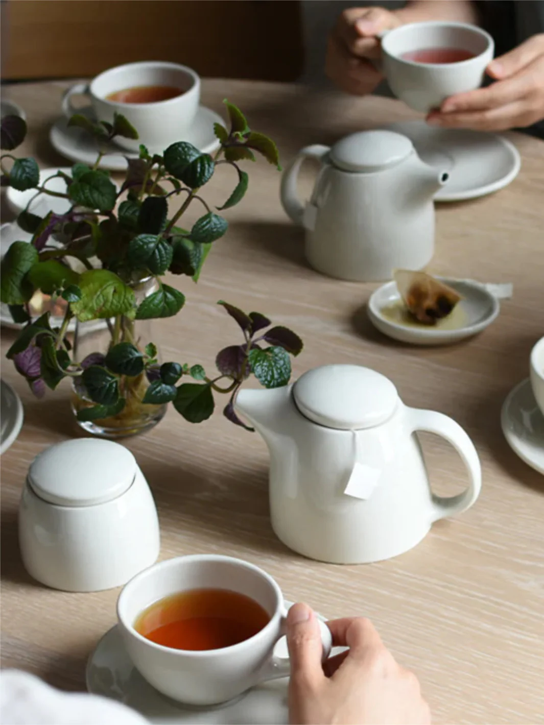 KINTO TOPO Cup & Saucer (300ml/10.1oz) - Image 4