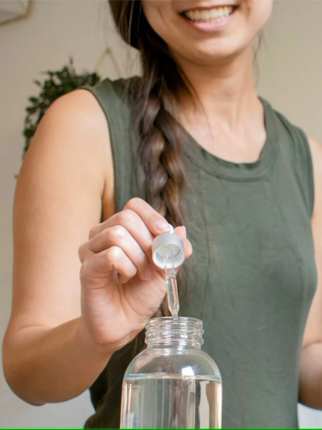 LOTUS WATER Mixing Bottle - Image 4