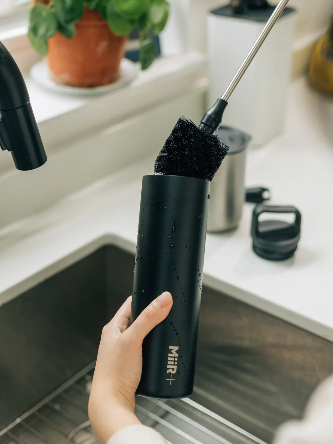 MiiR Essential Bottle Brush - Image 5