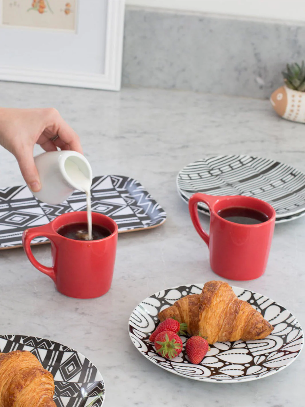 notNeutral LINO Creamer (90ml/3oz) - Image 3