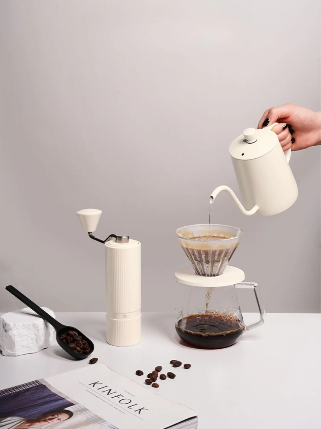 NUTTII Goosey Hand Coffee Grinder - Image 16