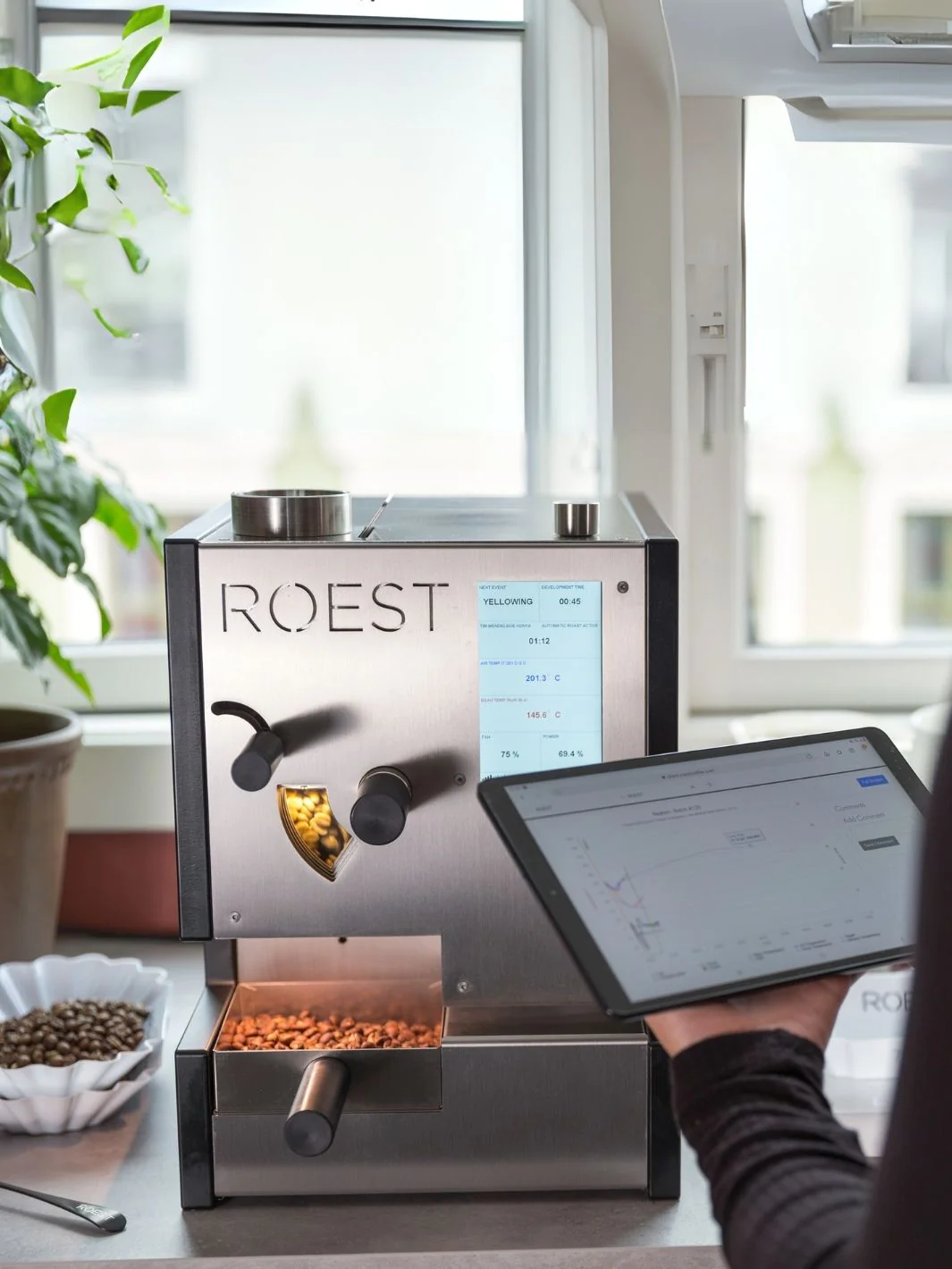 ROEST L100 Plus Coffee Roaster (120V) (w/ Pelican Case) - Image 6