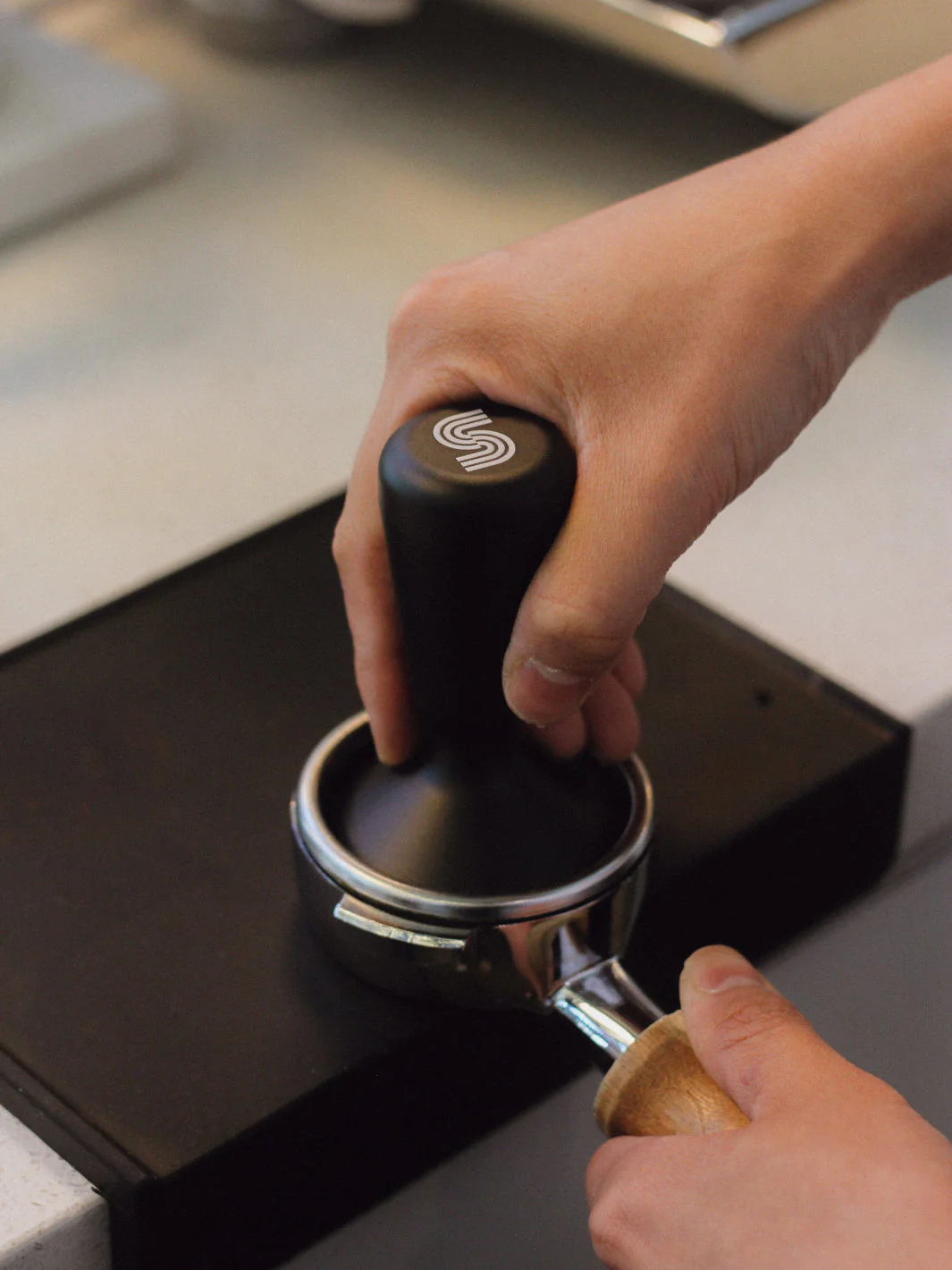 supergood GripTamp™ Tamper (58.35mm/2.3in) - Image 4