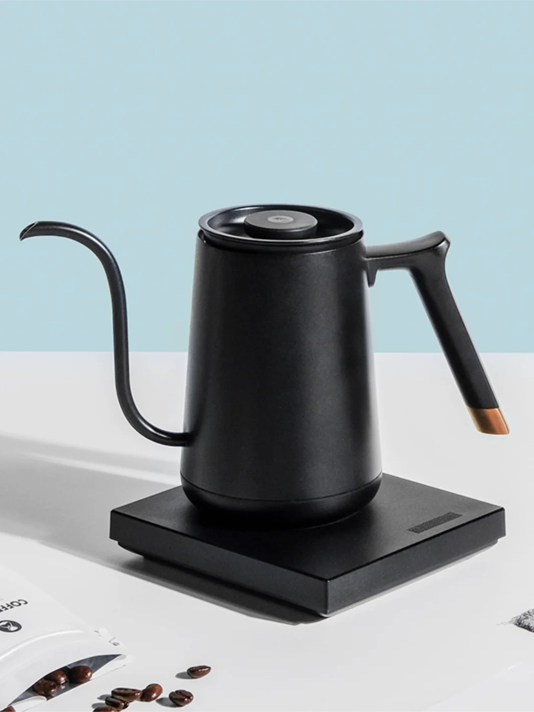 TIMEMORE Fish Electric Pourover Kettle (120V) (1000W/600ml) (Black) - Image 3