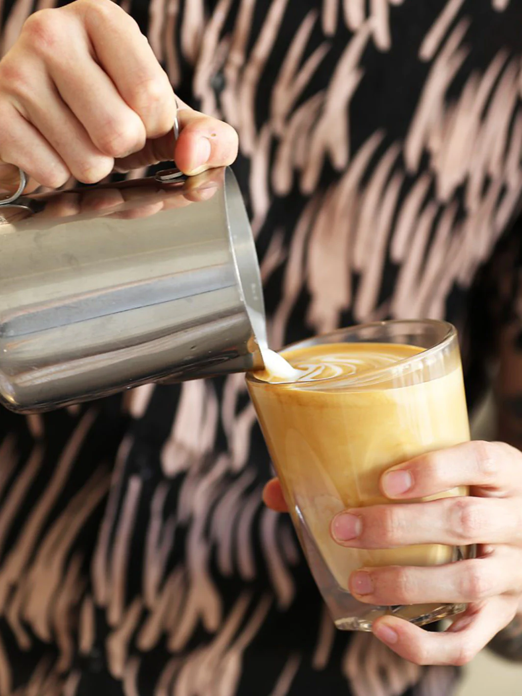notNeutral VERO Latte Glass (12oz/355ml) - Image 6